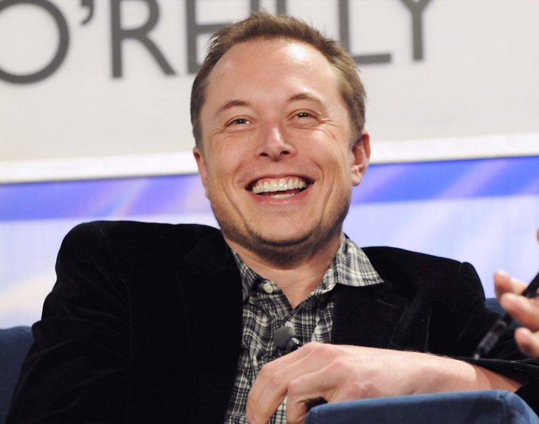 https://commons.wikimedia.org/wiki/File:Elon_Musk_%283018710552%29.jpg