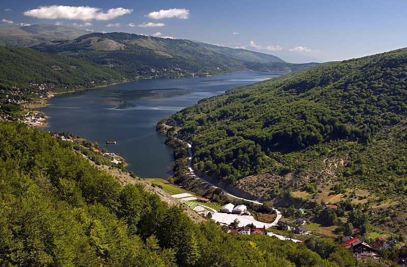 https://commons.wikimedia.org/wiki/File:20090714_Mavrovo_panoramic_summer.jpg