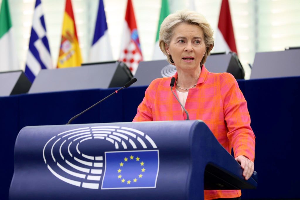 https://twitter.com/vonderleyen/status/1544586761120190467/photo/1