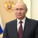 https://upload.wikimedia.org/wikipedia/commons/b/bd/Vladimir_Putin_%2804-05-2021%29.jpg