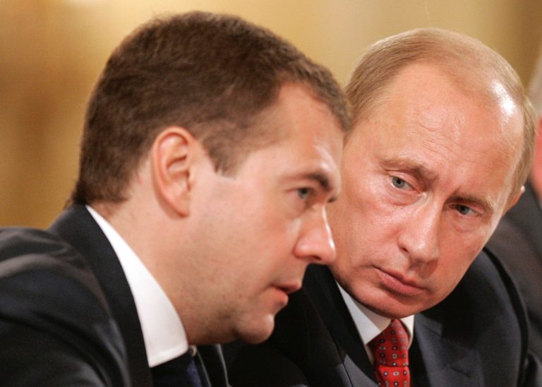 https://commons.wikimedia.org/wiki/File:Dmitry_Medvedev_and_Vladimir_Putin-1.jpg