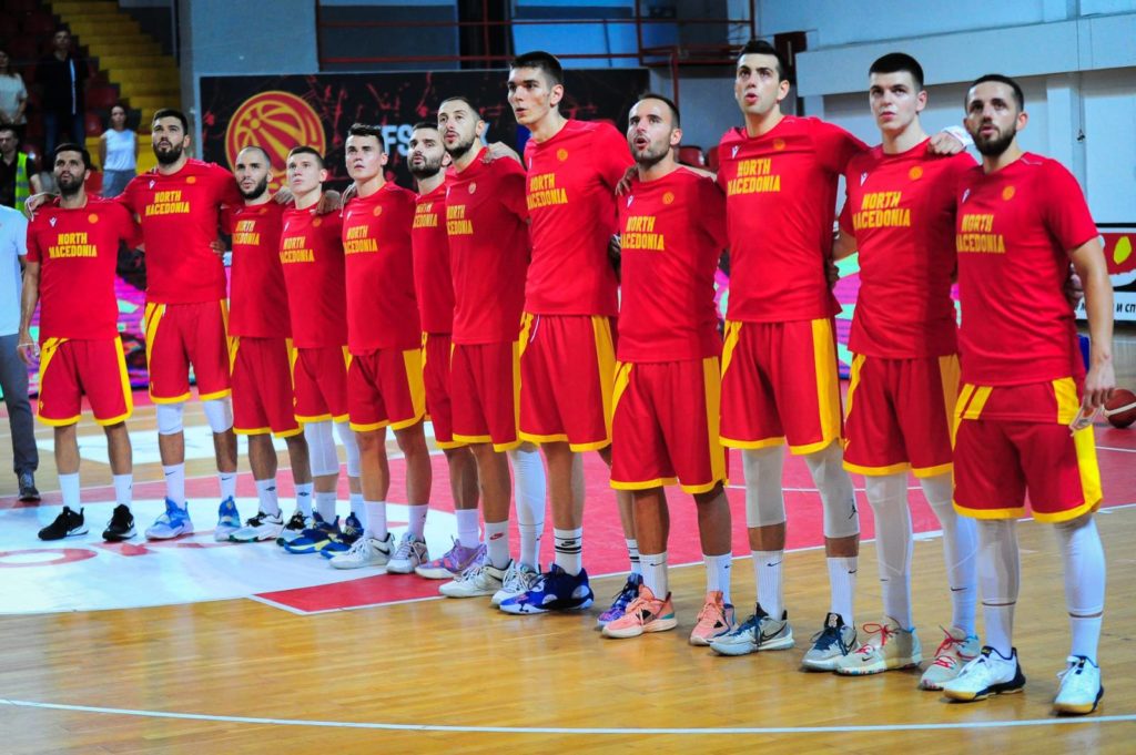 https://www.facebook.com/macedonianbasketball/photos/pcb.1478871932627658/1478870505961134/