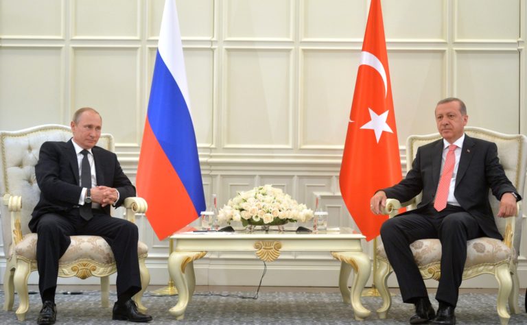 https://upload.wikimedia.org/wikipedia/commons/e/e6/Vladimir_Putin_and_Recep_Tayyip_Erdo%C4%9Fan_%282015-06-13%29_4.jpg