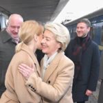 https://twitter.com/vonderleyen/status/1621040414491910144/photo/1