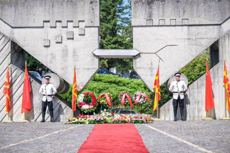 spomenik zemjotres skopje