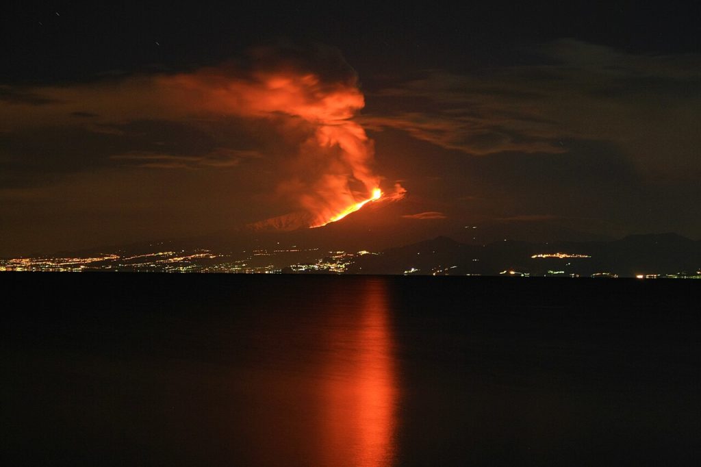 etna erupcija sicilija