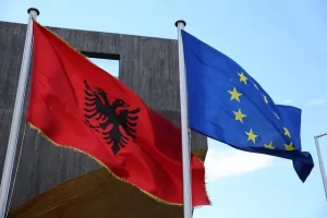 Albanija-EU-znaminja