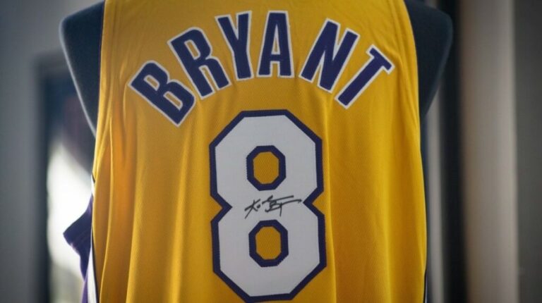 dres-kobi-brajant-1024x573