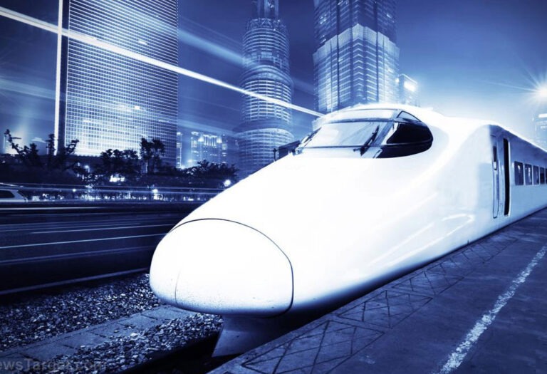 Kineski-super-vrzi-vlak