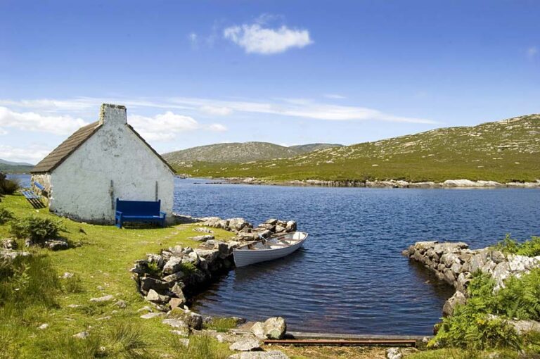 25296-28244-15593-82512-87837