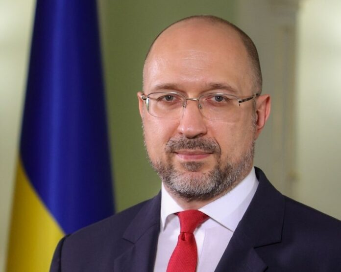 denis-shmigal-696x556