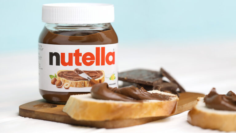 Kharkov,,Ukraine,-,December,27,,2020:,Nutella,Glass,Can,And