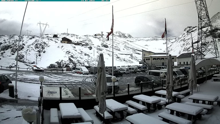 neve-alpi-14-luglio-2016-1