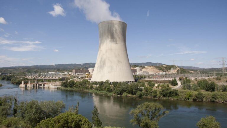 a68748df-e8ee-49ec-802c-18f2e5bbb84c_16-9-aspect-ratio_default_0