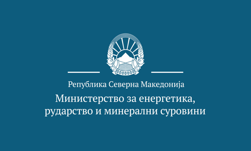 blog-me-image-bg-DwMC0Kxd