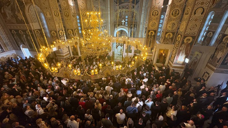 konstantin-i-elena-skopje-2