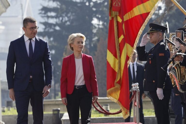 Mickoski-Fon-der-Lajen-4