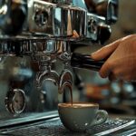barista-using-manual-espresso-machine_1280275-371453