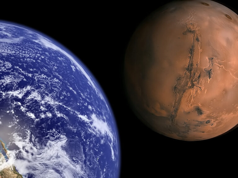 article_earth_and_mars_to_scale_hd_wallpaper