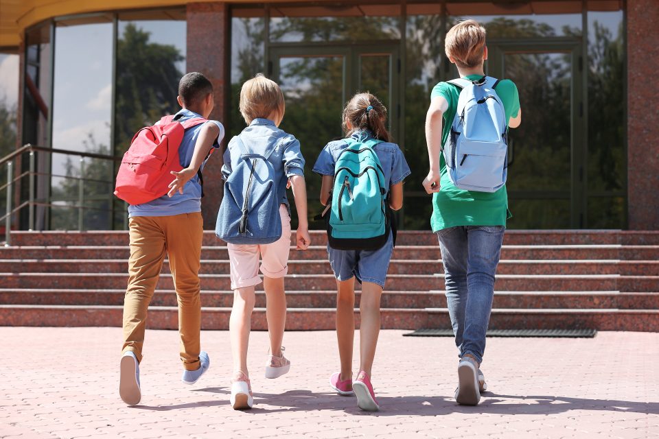cute-kids-going-school-960x640