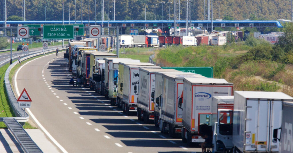 granica-kamioni-cropix