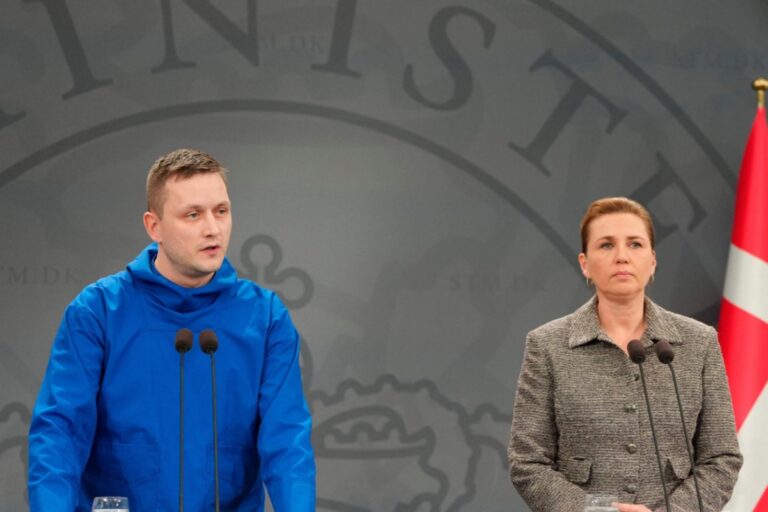 Jens-Frederik-Nilsen-i-Mete-Frederiksen-1