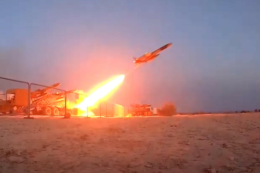 3647992_dron-iran_ls