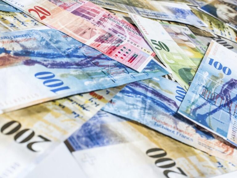 1024-768-shvejcarski-frank