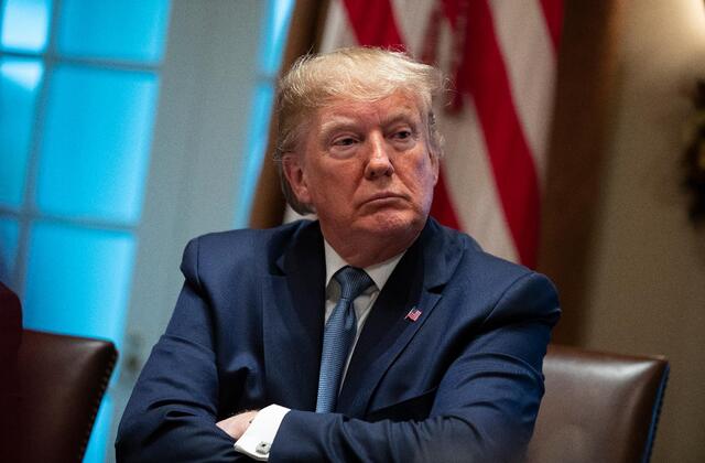 media_edc0aa5c26404c39b7dbd374d223ced1Trump_00446