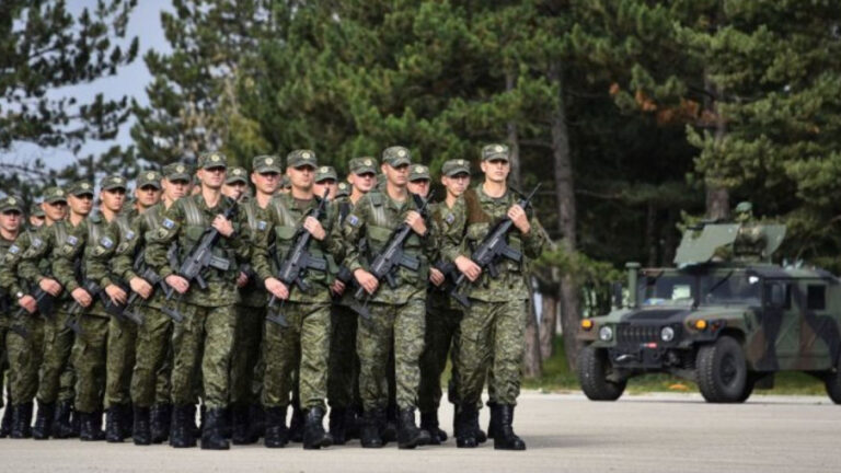 KOSOVO VOJSKA