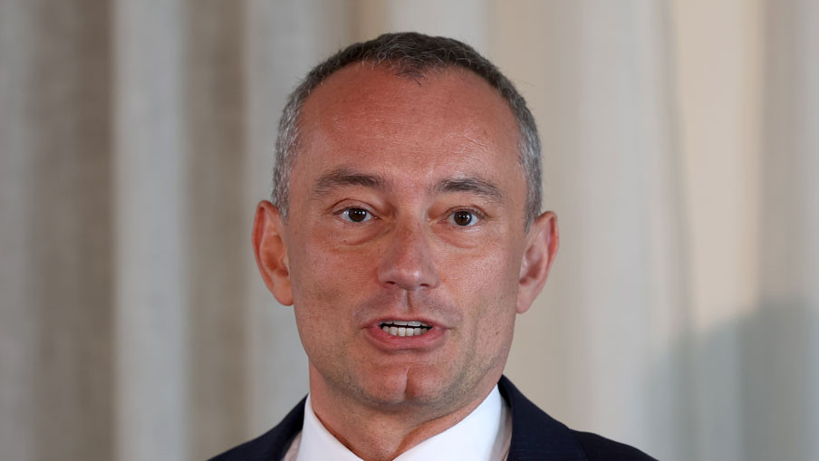 MLADENOV