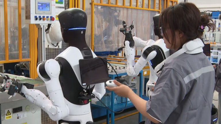ROBOTI KINA U SRB