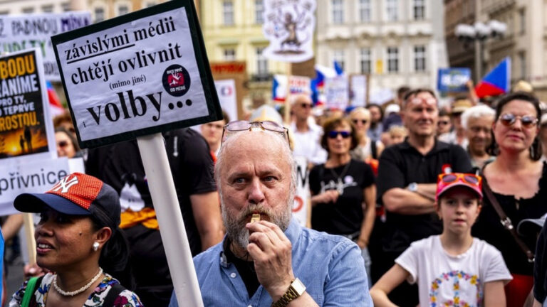 DEMONSTRACII PRAGA